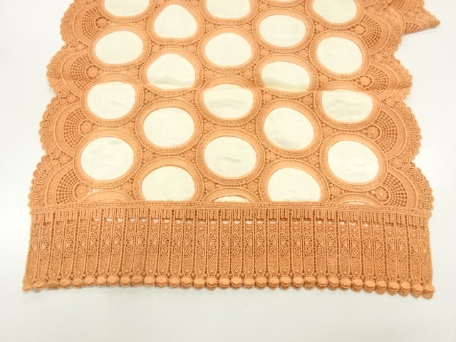  レース丸に花模様ショール